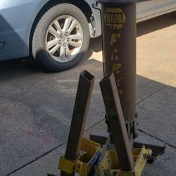 Old School Napa Fleet Portable 1.5ton  Pneumatic  Lift
