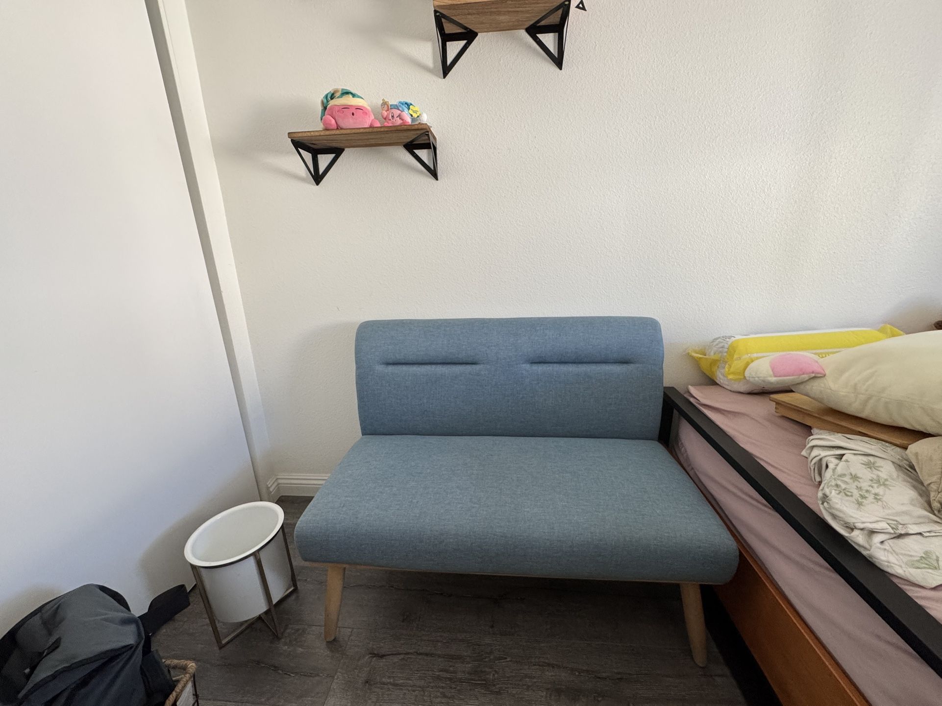 30 In. Mid Century Modern Tufted Loveseat Sofa Ariel Collection