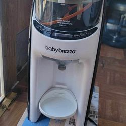 Baby Brezza