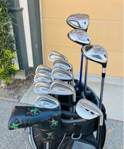 Titleist Golf Set 4-PW, SW with Titleist Driver