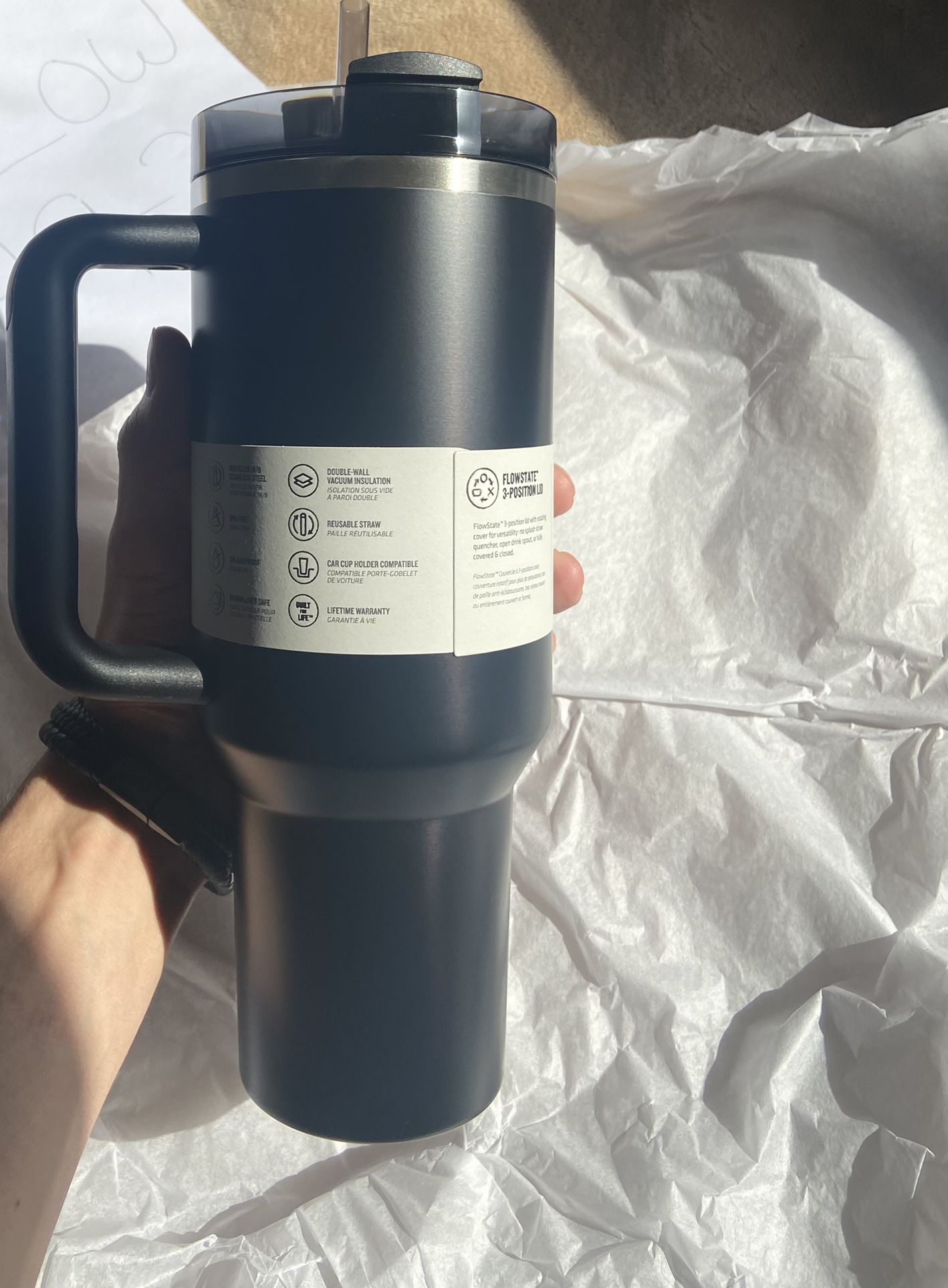 Hydraflow 40oz Stainless Steel Tumbler With Handle for Sale in North  Bergen, NJ - OfferUp