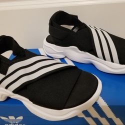 Adidas Originals Magmur Sport Sandal BLKWHT Size 6B 