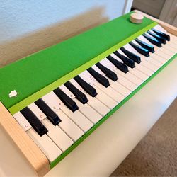 Duolingo x Loog Piano