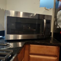 GE Over The Range Microwave Oven 