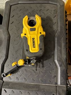 DEWALT Pipe Cutter Tool