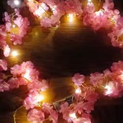 4 Pcs / 2M 20LEDs Cherry Blossom String Light Garland Artificial Flower Vines Fairy Lights for Bedroom Wedding Party Holiday Decoration