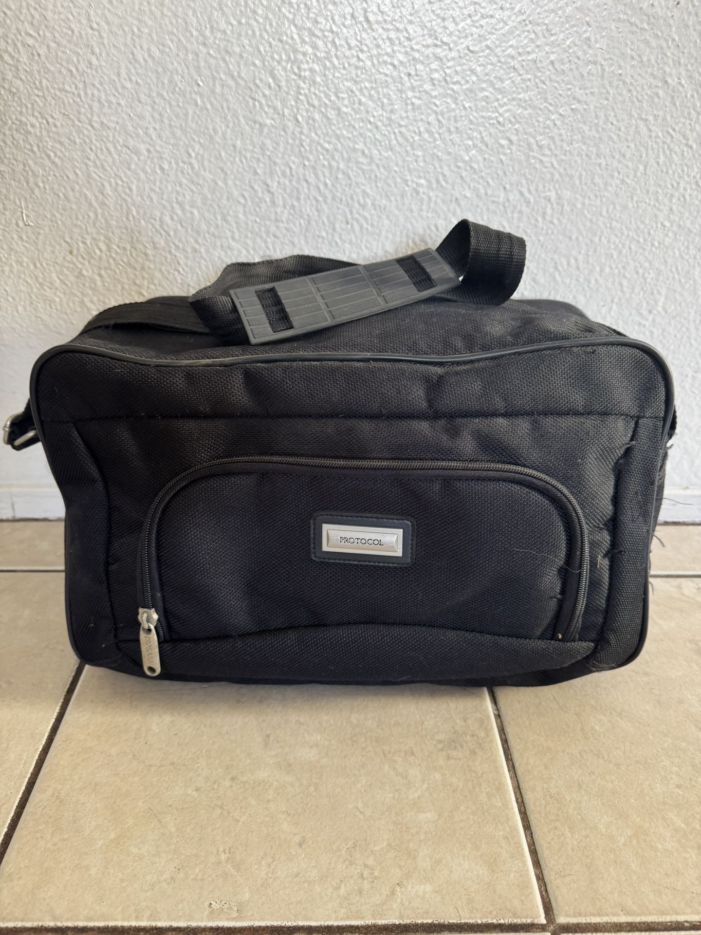 Carryon Shoulder Bag