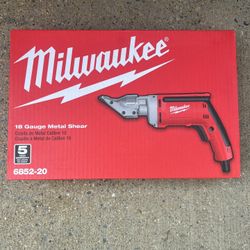 Milwaukee 18 Gauge Metal Shear