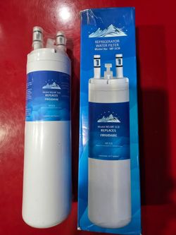 Refrigerator Water Filter model MF3CB  for LGUS2642LF2. Push in filter. New sealed in excellent condition. More Available.