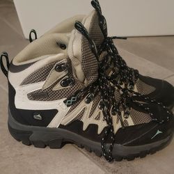 Hiking boot 6.5, 6 1/2