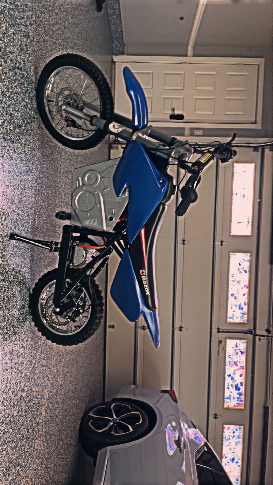 72v Razor