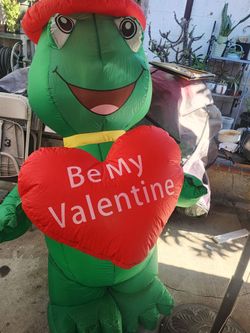 Happy valentine's inflatable cute frog