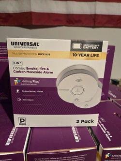 Smoke and Carbon Monoxide Detector with Voice Alarm and LED Warning Light 2 Pack 10 Year Battery - Brand new
