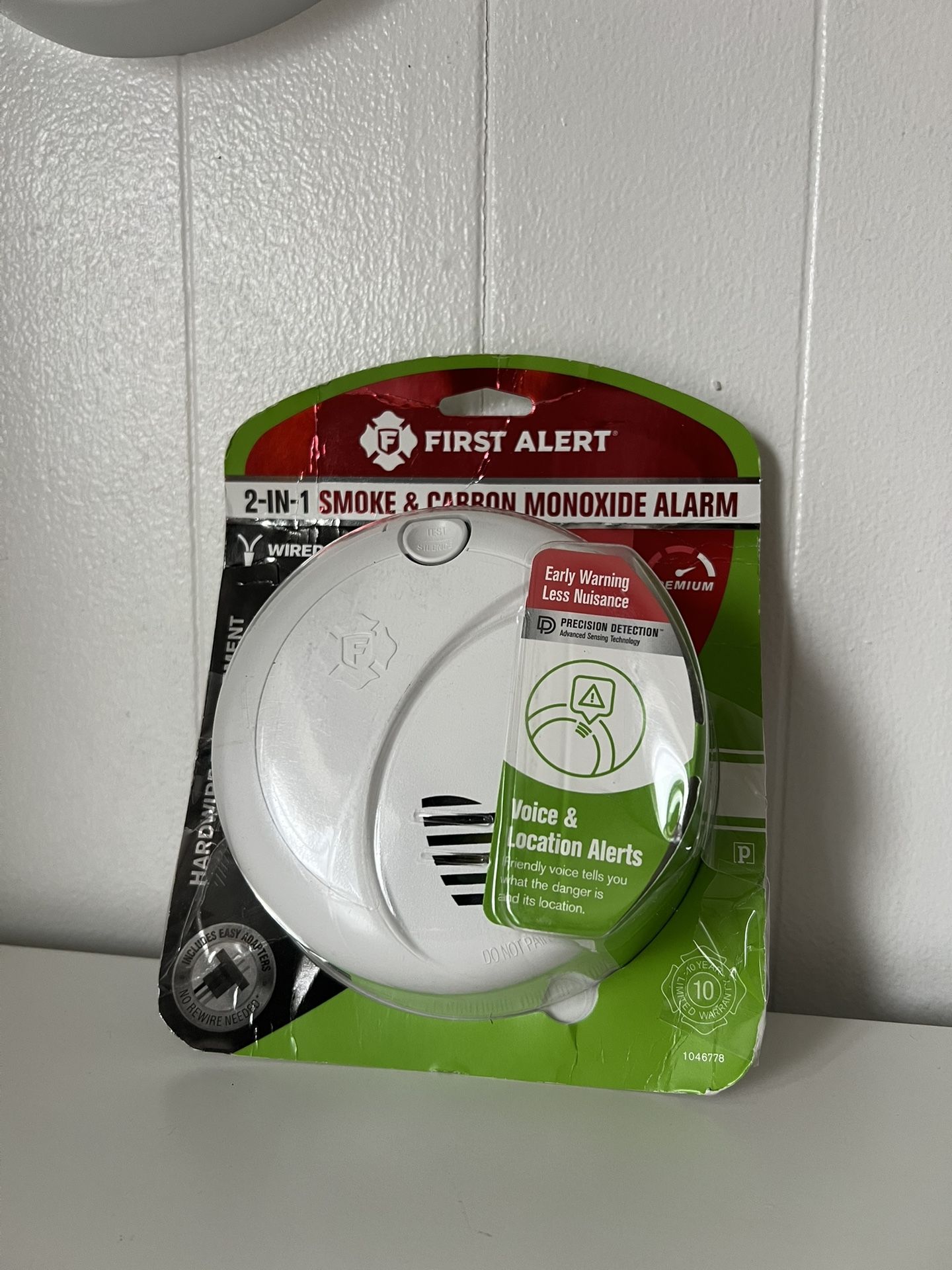 First Alert 2-in-1 Smoke & Carbon Monoxide Alarm