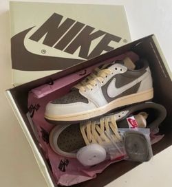 Travis scott reverse mocha