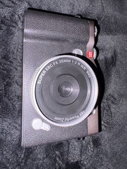 Digital camera