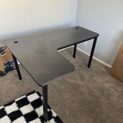 Black L Desk