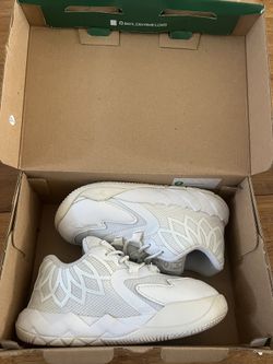 Puma Sneakers