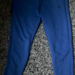 Nike Tech Sweats