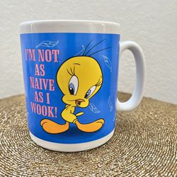 Tweety Bird Vintage 1997 Studio Store 30 oz Jumbo coffee Mug Warner Bros