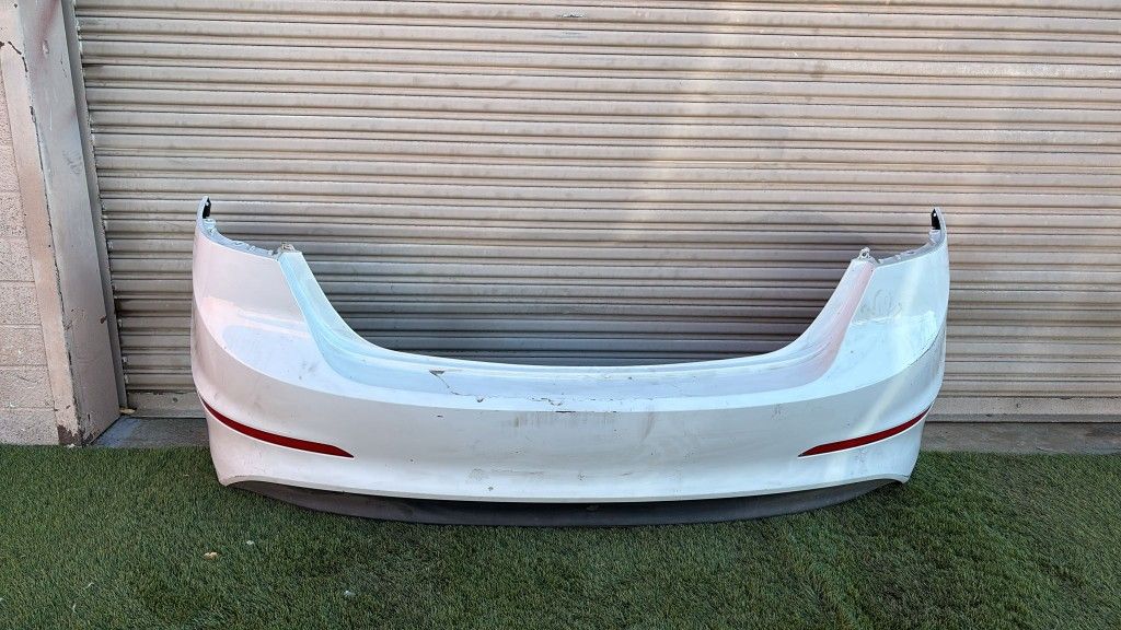 2018 Hyundai Elantra Rear Bumper