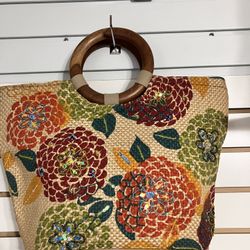 Beautiful Summer Floral Bag w/ Wooden Handle