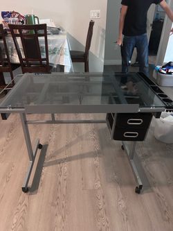 Glass drafting and drawing table