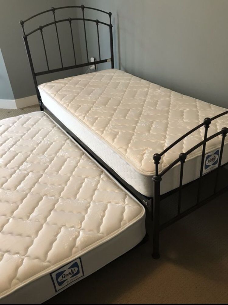 Twin Trundle Bed w/t Option For King Bed Mattress Included