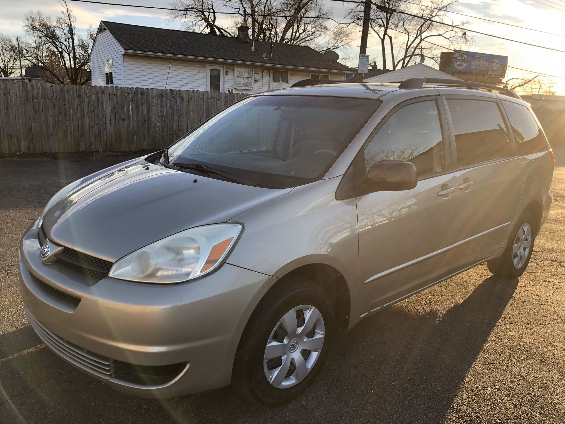 2004 Toyota Sienna