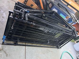 Large Black Metal Wire Dog Kennel w/o Canopy