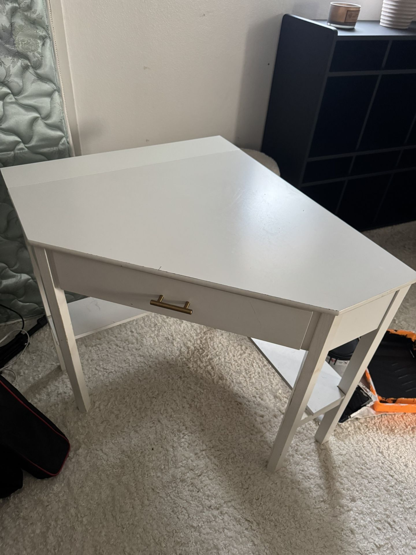White Corner Desk