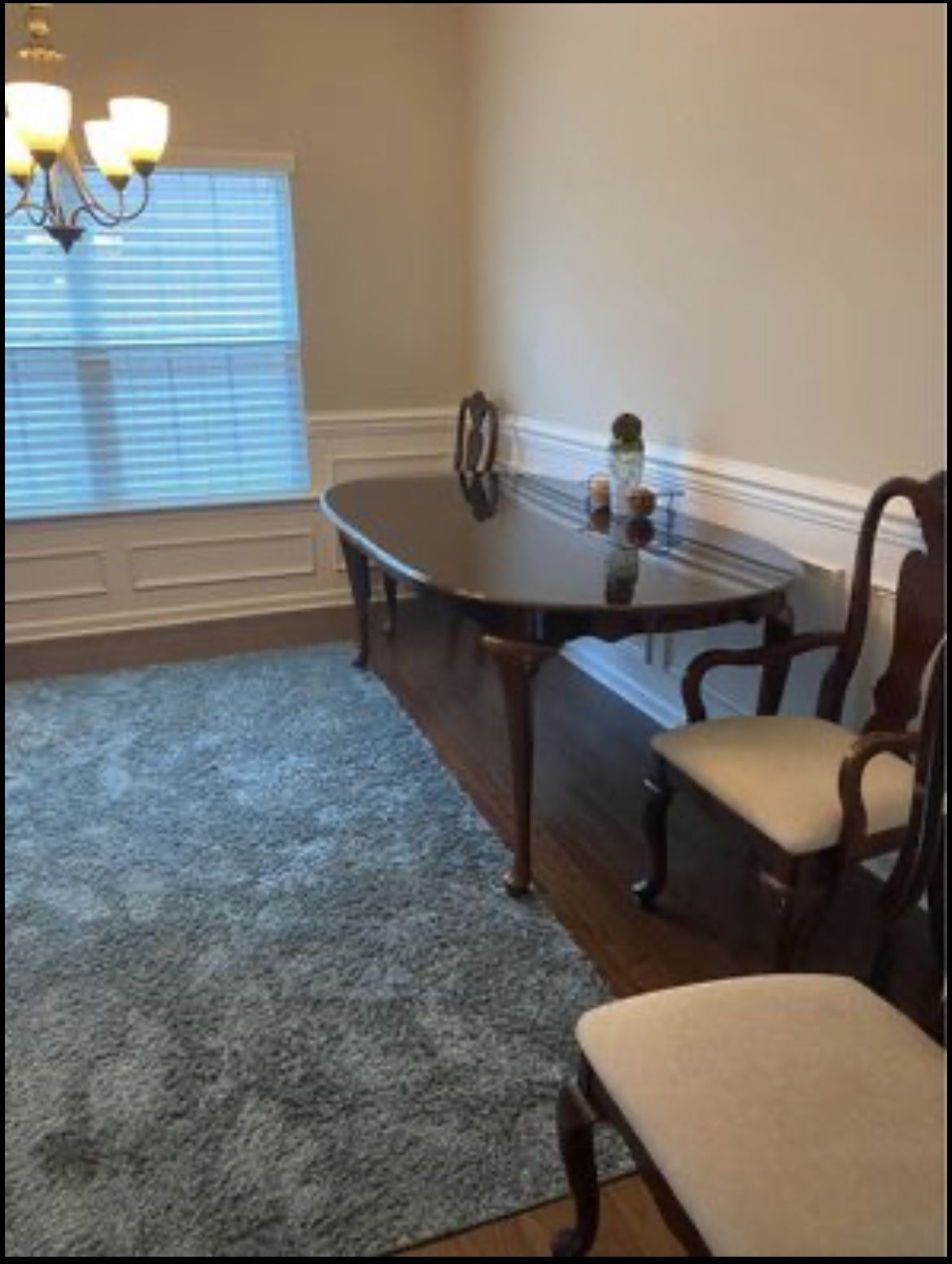 Classic Dining Room Table With Six Chairs 