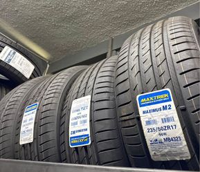 235/50ZR17 Set Of 4 Maxtrek New Tires