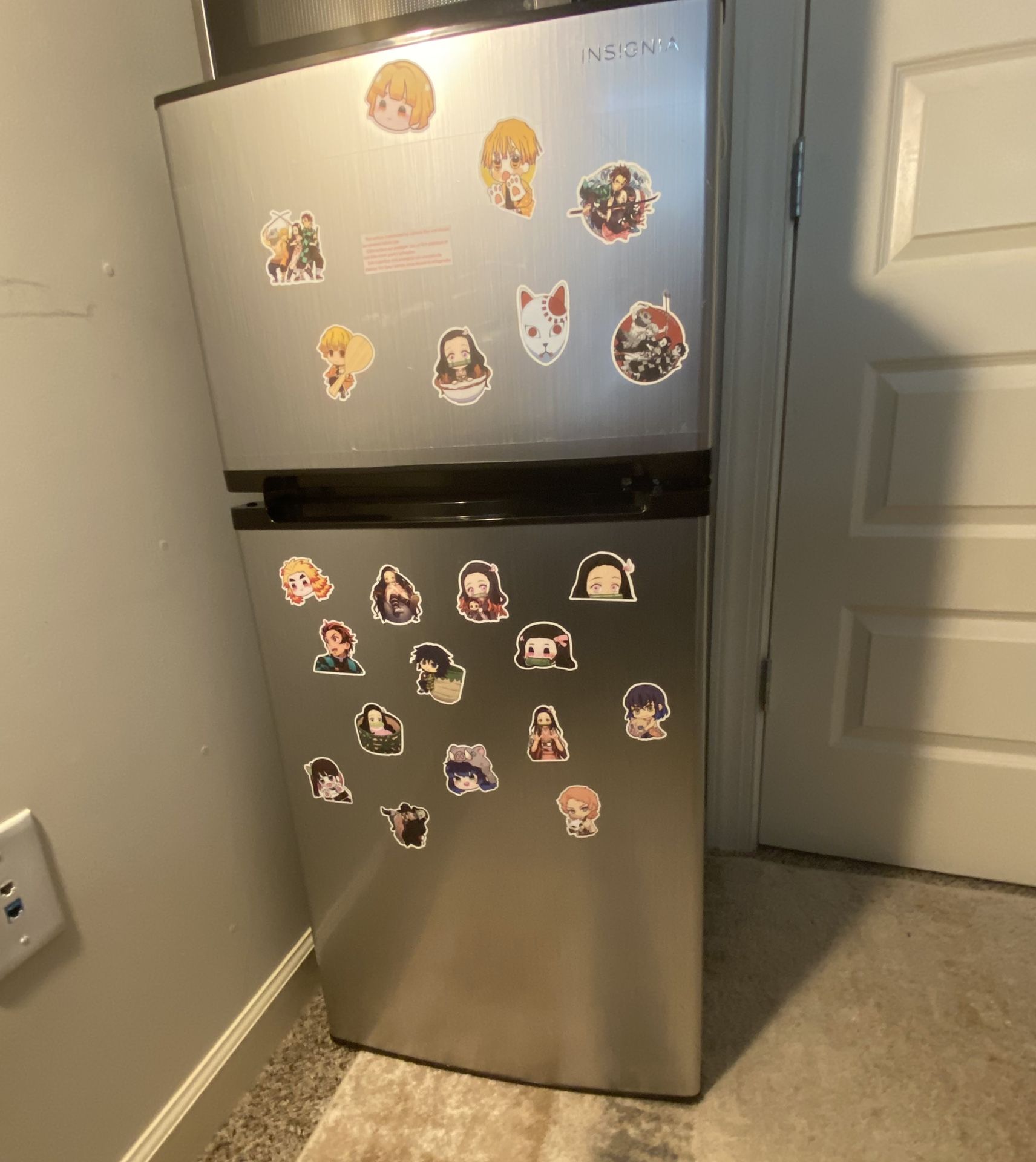 Insignia Mini Fridge With Top Freezer Stainless Steel
