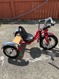 Child bicycle - Roadster Trike Schwinn