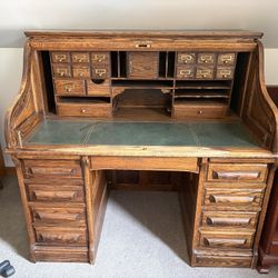 Oak Crest Roll Top Desk