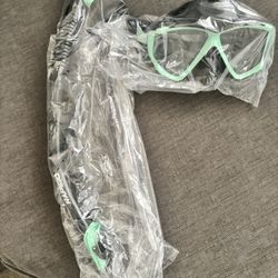 Brand-new Snorkeling Set