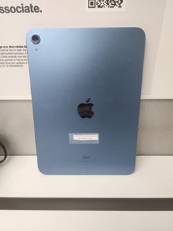 Apple iPad 10th Generation 64GB in Blue (WiFi). 