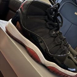 Air Jordan 11 Bred (Size 7y)