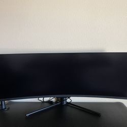 Monoprice 43” Curved 120Hz HDR Monitor - Great Condition!