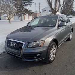 2012 Audi Q5 Premium Plus