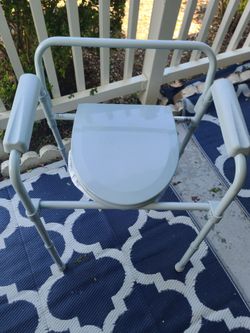 Bedside commode