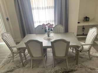9pcs Dining set with Extension Leaf ., 1 table +8 chairs