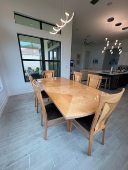 Dining Room Table with 6 Chairs