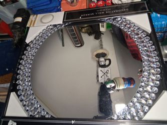 Brand new Round wall decoration mirror 31" diameter