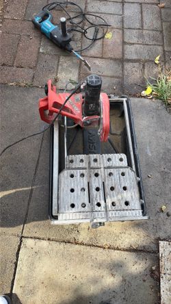 Husky tile cutter