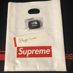 Supreme The North Face Floating Keychain