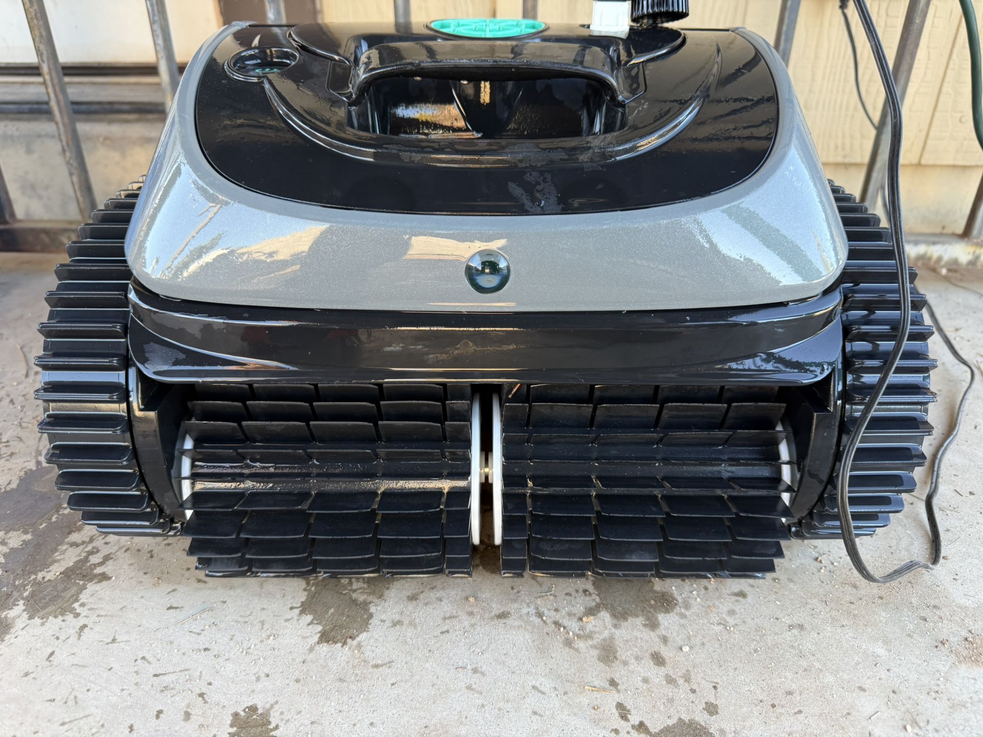 WYBOT C1 Cordless Robotic Pool Vacuum