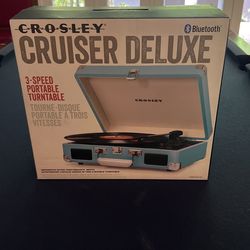 Crosley Cruiser Deluxe Turntable Brand New!