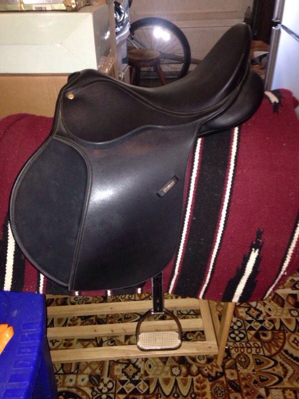 Wintec 15in English saddle